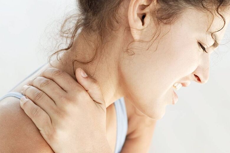 Pain in the neck area due to osteochondrosis